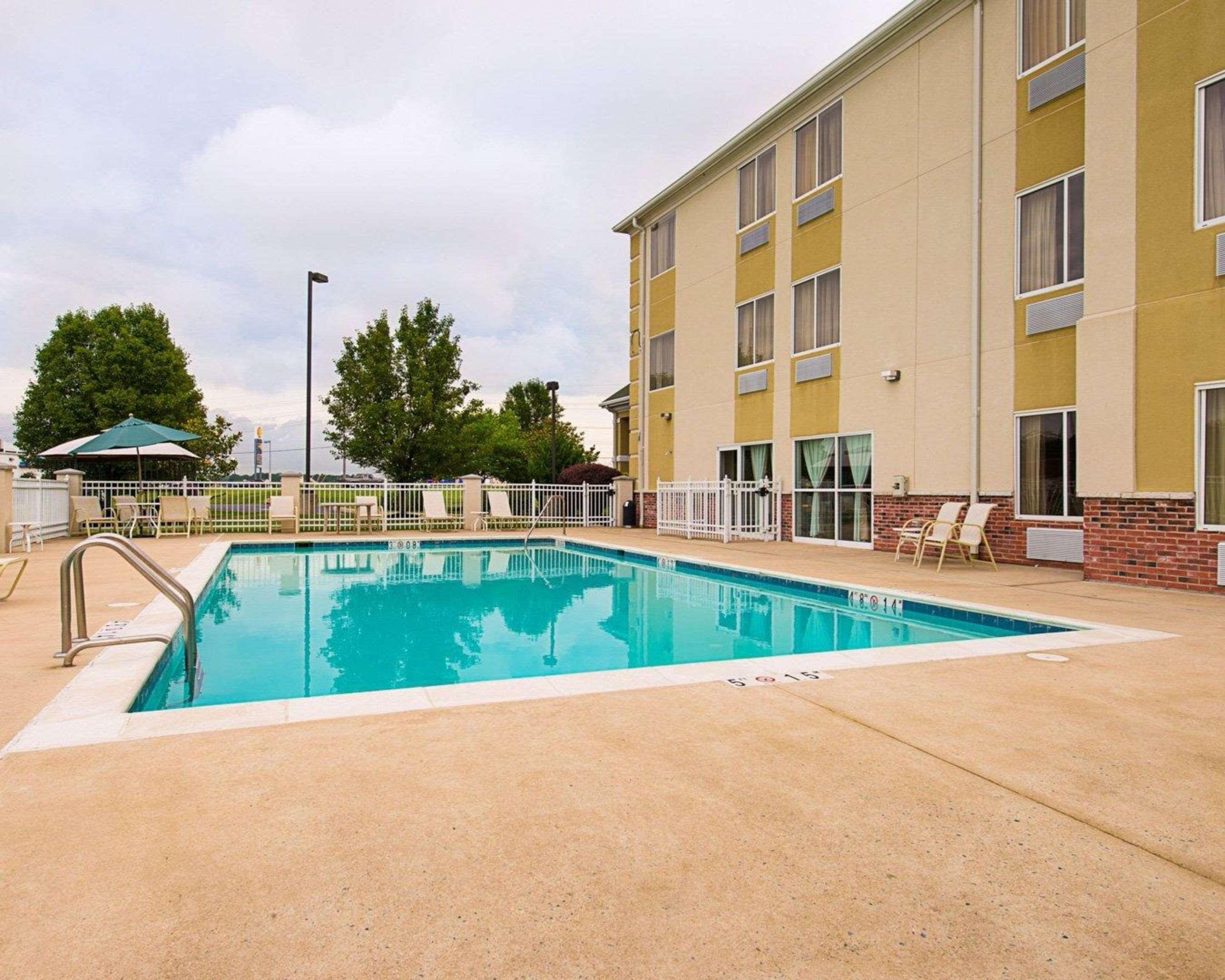 Quality Inn Spring Mills - Martinsburg North Ngoại thất bức ảnh